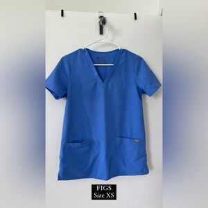 FIGS Women's ceil blue scrub Top
